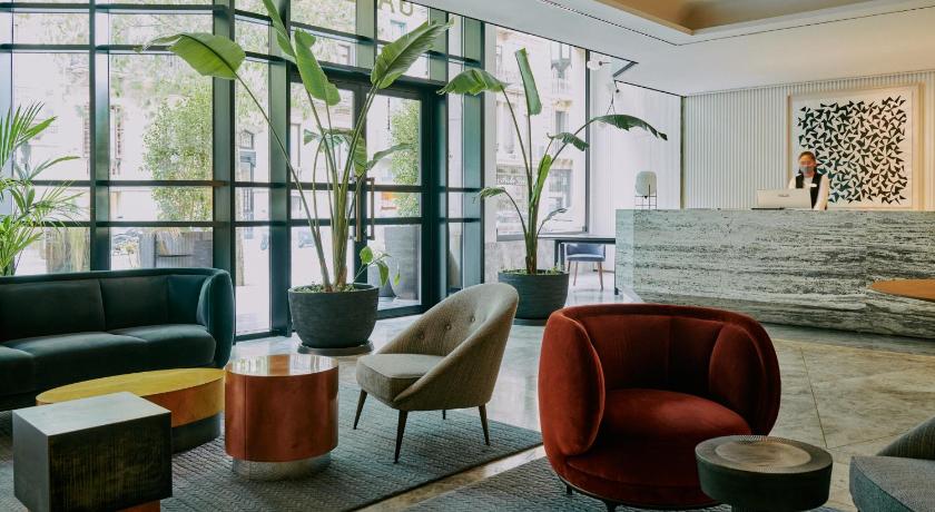 Gallery Hotel