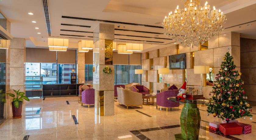 Hotel Royal Crown photo