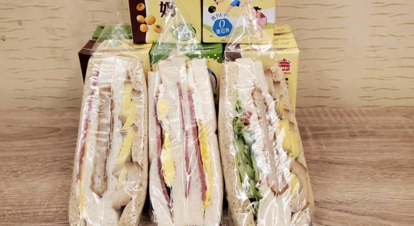 Taipei Empire Hotel 2-Star Hotel exterior