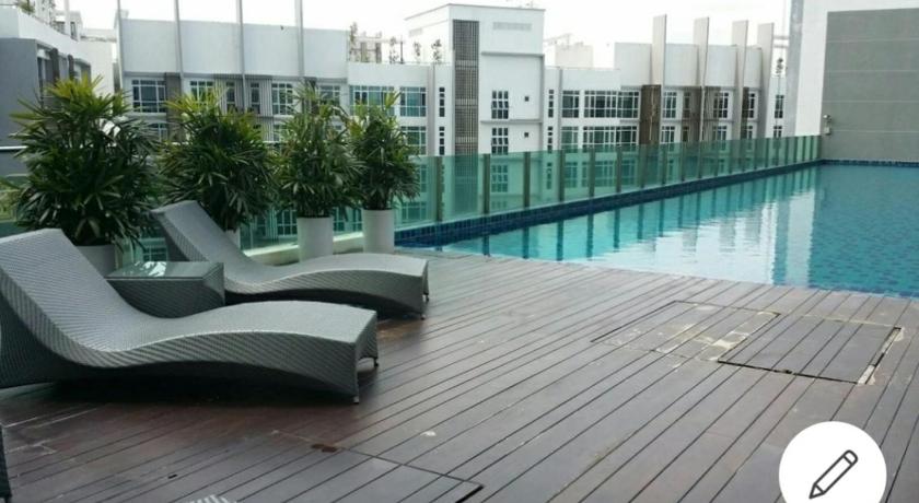 Central residence photo