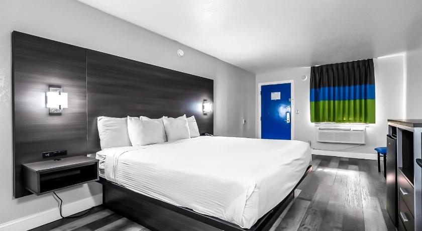 SureStay Hotel by Best Western Oklahoma City West