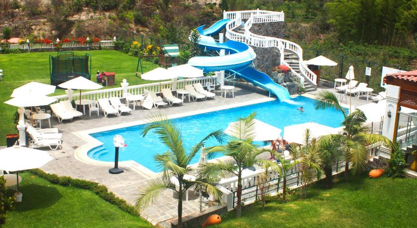 Lunahuana River Resort — Hotel in Lunahuana
