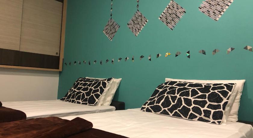 Image of Twin Room 6