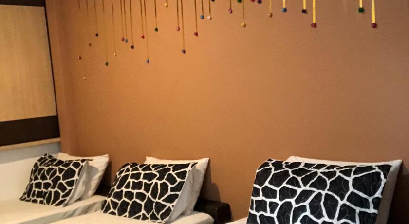 Image of Triple Room 6