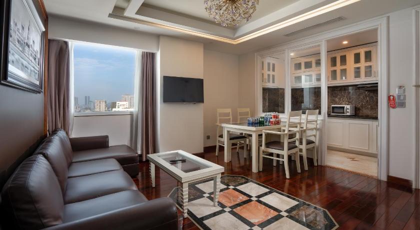 Image of Two-Bedroom Apartment with City View 5