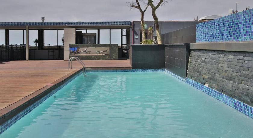 Cape Royale 1 Bedroom Luxury Apartments with Mountain View photo