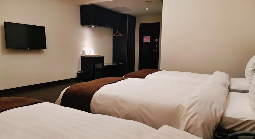 Image of Triple Room with Balcony 3