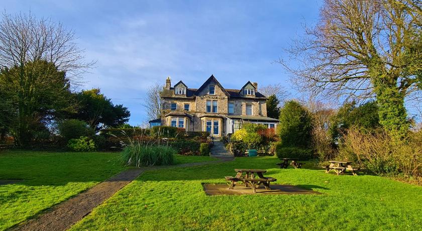 The Gateway Inn photo
