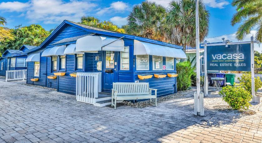 Anna Maria (FL) Sunrise Garden Resort 3-Star Accommodation lobby