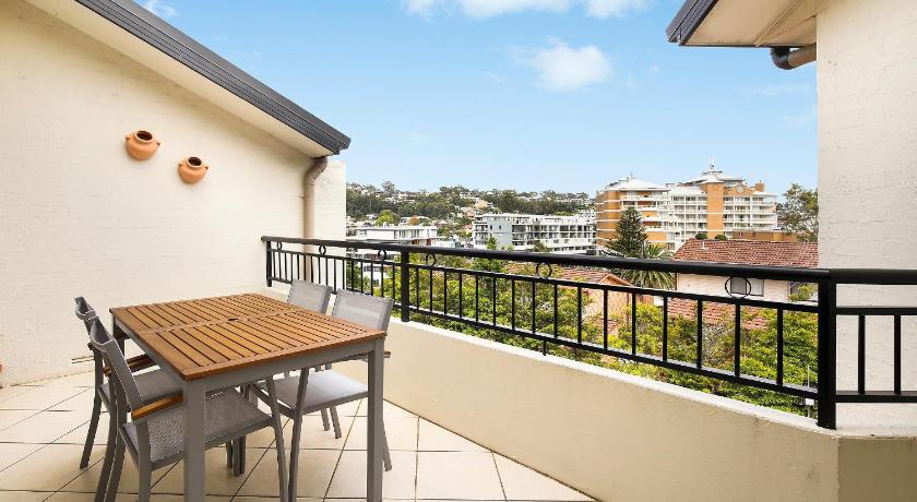 Terrigal Sails Serviced Apartments