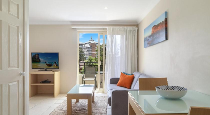 Terrigal Sails Serviced Apartments