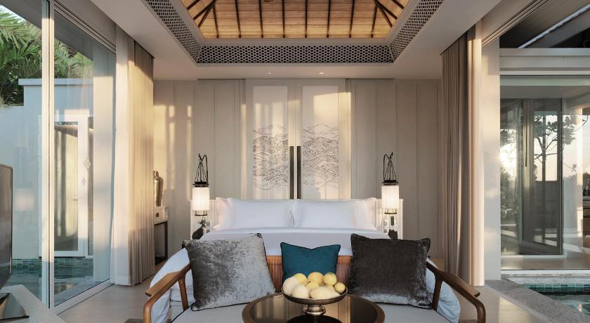 Image of Beachfront Pool Villa 4