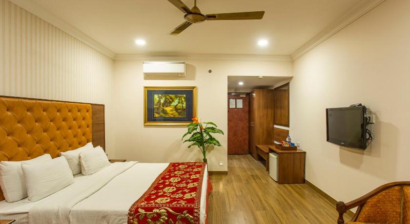 Hotel The Grand Regency