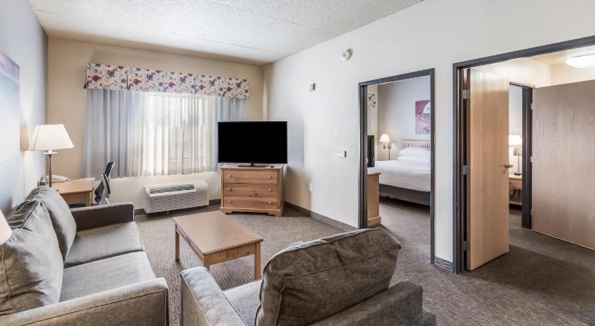 Red Lion Inn & Suites Goodyear - West Phoenix