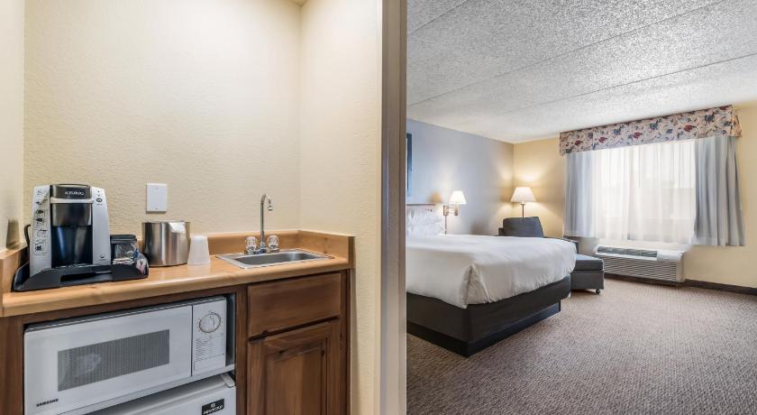 Red Lion Inn & Suites Goodyear - West Phoenix