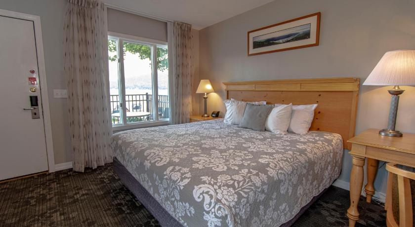 Image of Lake Front 1 King Bed 2