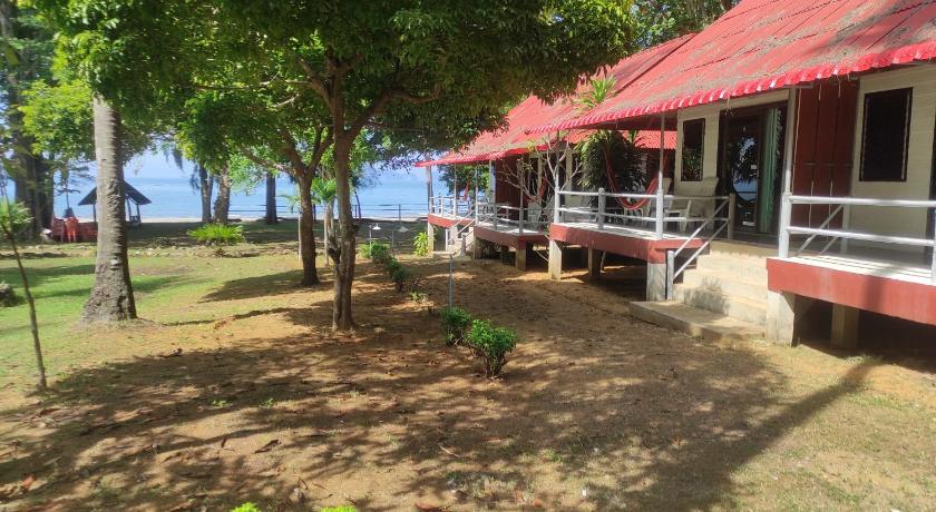 Image of Superior Bungalow with Fan 5