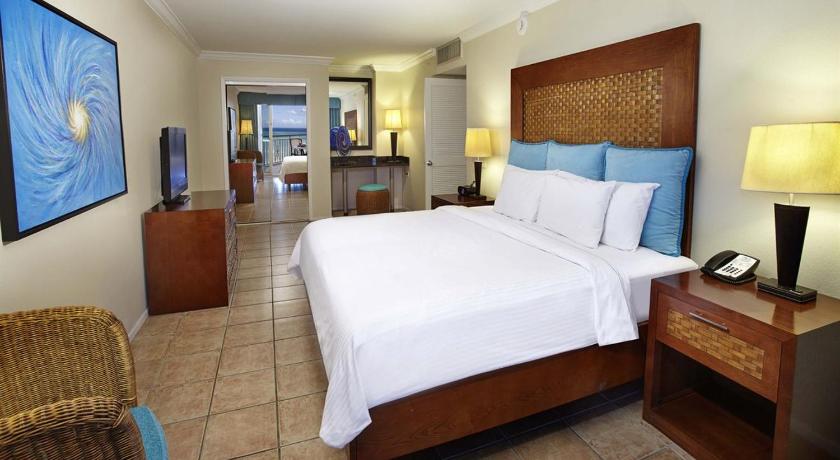 รูปของห้องสวีทแบบหนึ่งห้องนอน (One-Bedroom Suite) 6