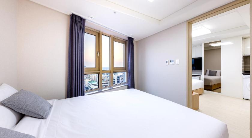 Image of Ocean Junior Suite 13