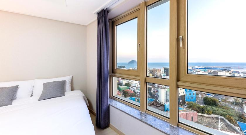 Image of Ocean Junior Suite 7