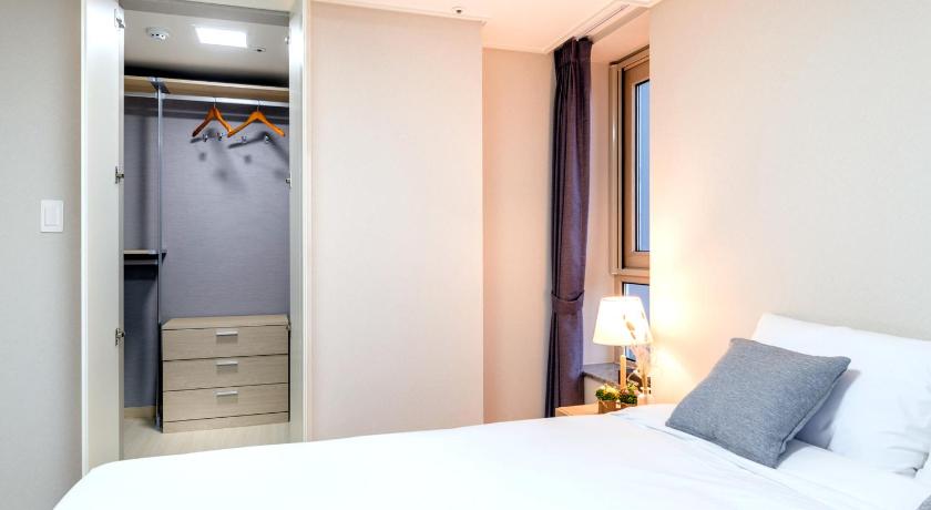 Image of Junior Suite 12