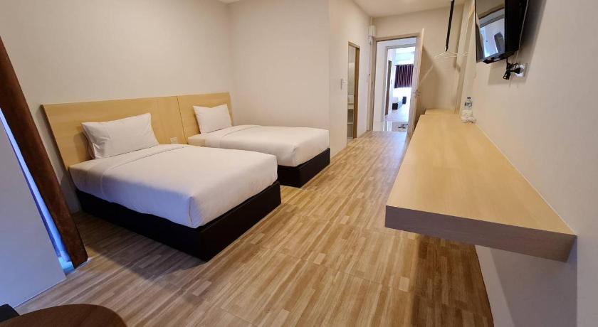 Image of Deluxe Twin Room 6