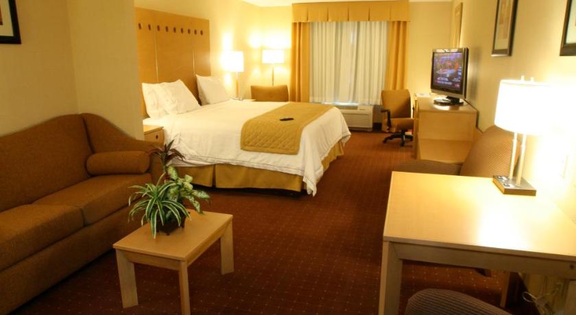 Holiday Inn Express Saltillo Zona Aeropuerto