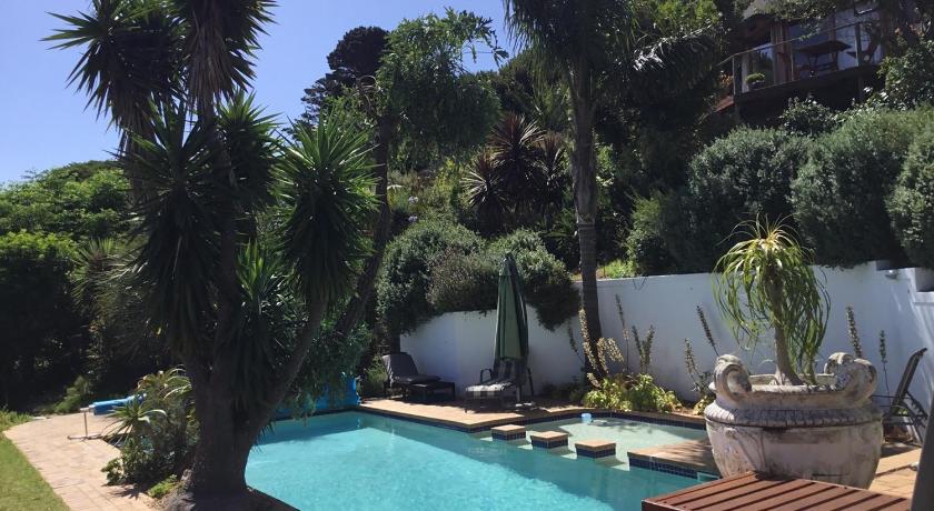 Oceangolf Guest House photo