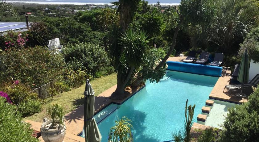 Oceangolf Guest House — Hotel in Cape Town