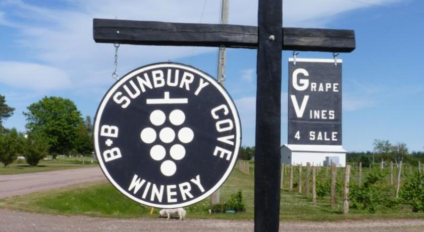 Sunbury Cove Winery photo