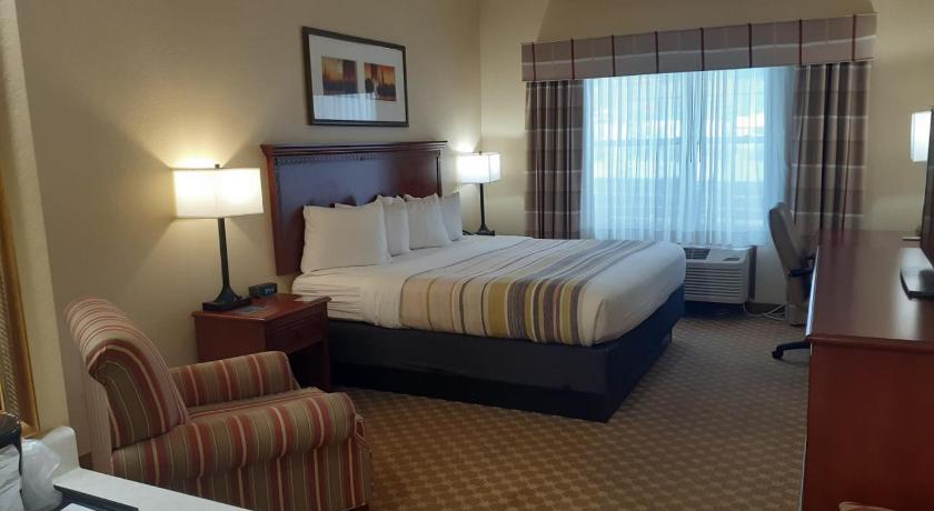 Country Inn & Suites By Radisson, Freeport, Il