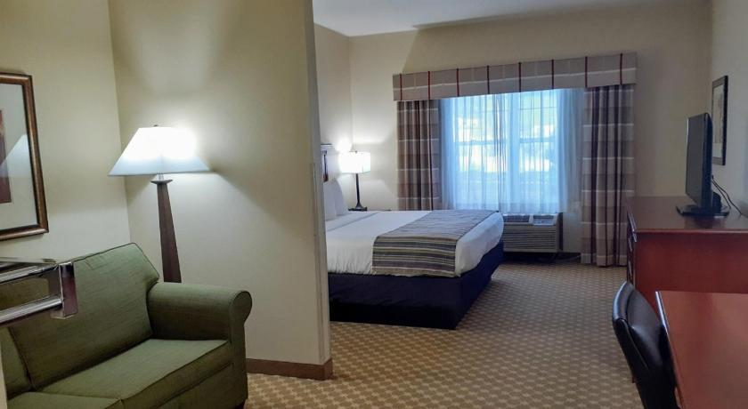 Country Inn & Suites By Radisson, Freeport, Il