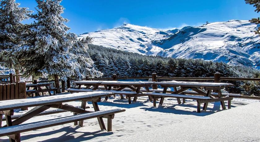 TODOSIERRANEVADA ZONA BAJA - MONTBLANC VISTAS A LA MONTANA - Junto a los Telecabinas photo