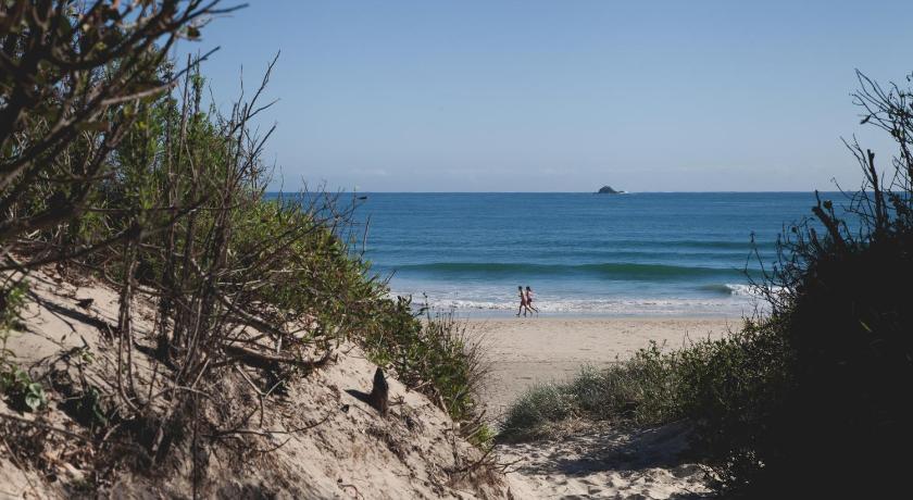 Backpackers Inn On The Beach photo