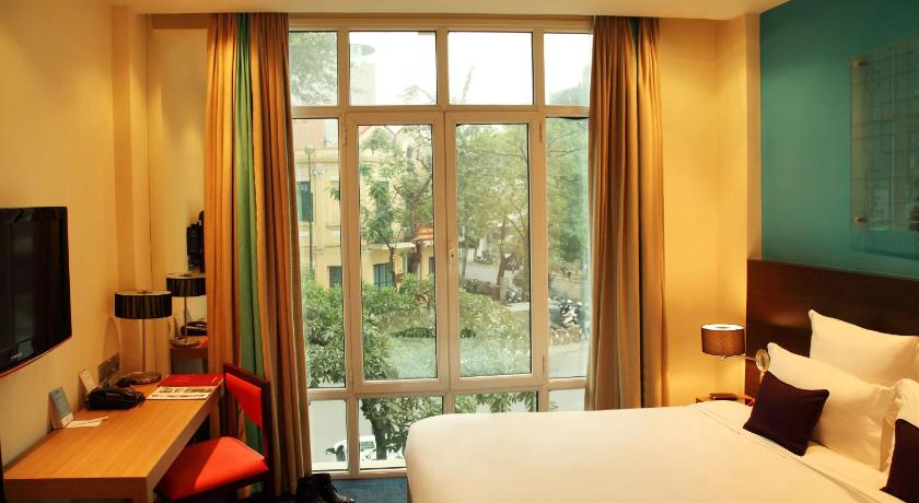 Image of Classic Room , City View- 2 Single Bed 9