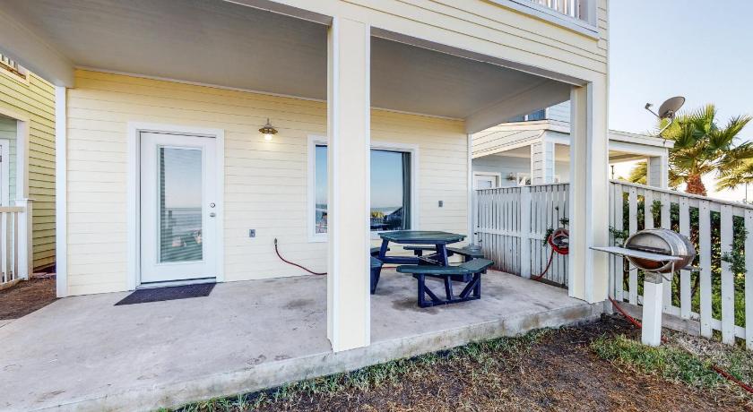 Las Joyas Bayview Home photo