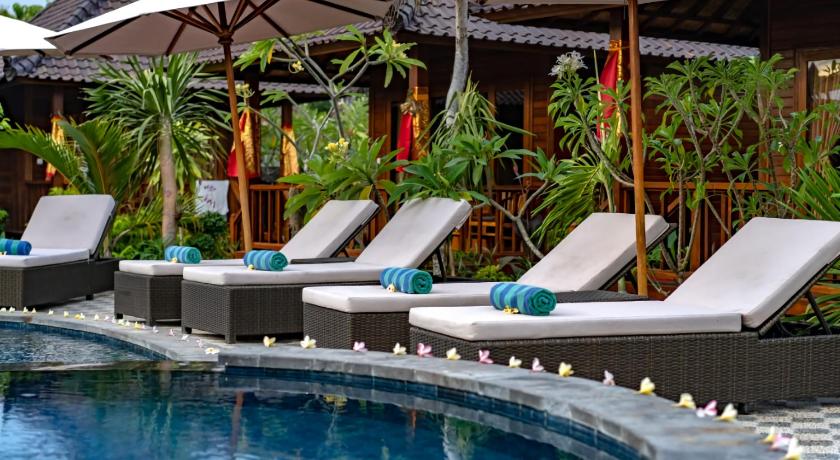 Karang Mas Villa by WizZeLa