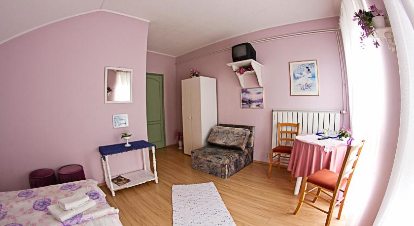 Image of Double Room with Extra Bed 1