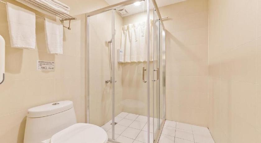 Hotel 6 - Ximen photo