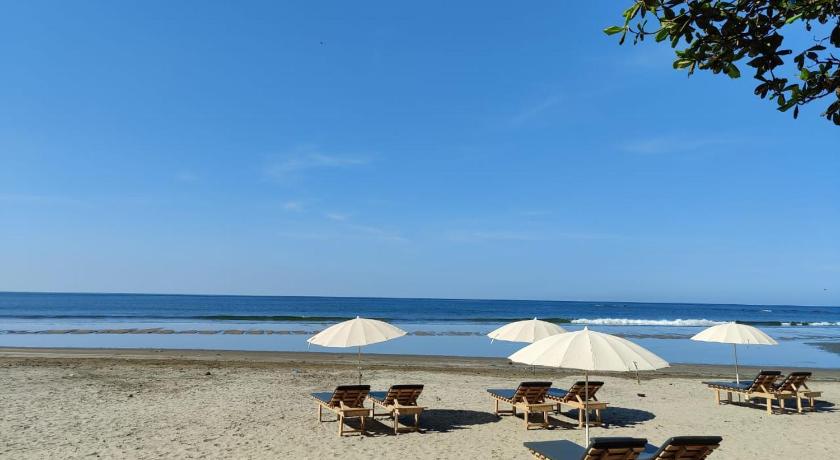Buena Vida Beach Resort photo