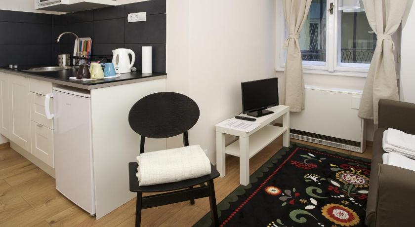 Image of Small Studio 9