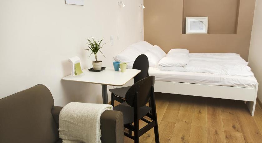 Image of Small Studio 4