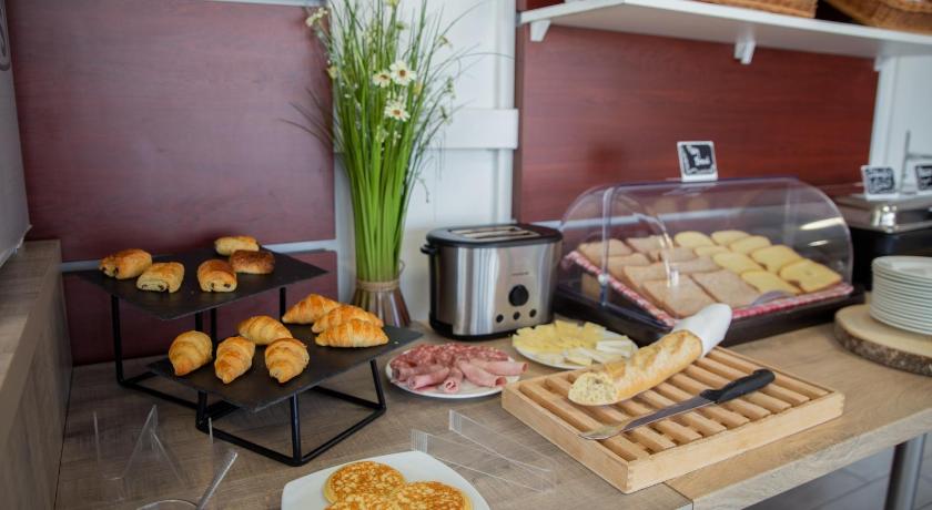Comfort Aparthotel Cannes Mandelieu - image 18