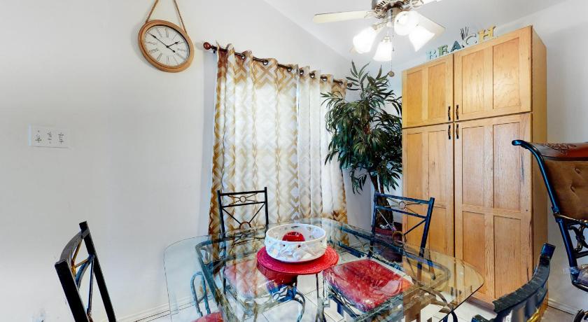 Long Island Village Unit 831 photo