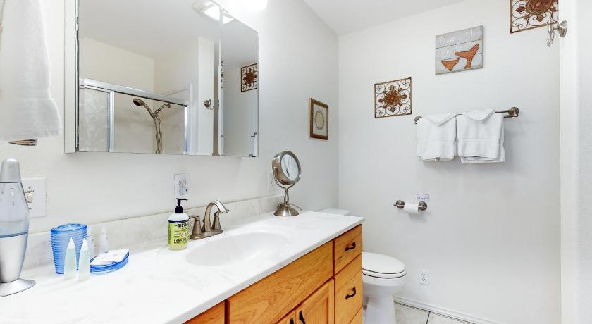 Long Island Village Unit 831 photo