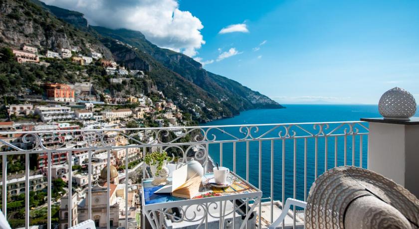 Hotel Reginella — Hotel in Positano