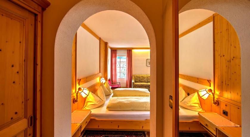 Comfort Double Room, Gasthof Obermair in Chienes
