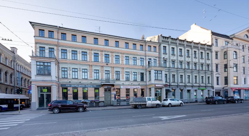 Merkela Loft Apartment Beside Vermanes Park photo