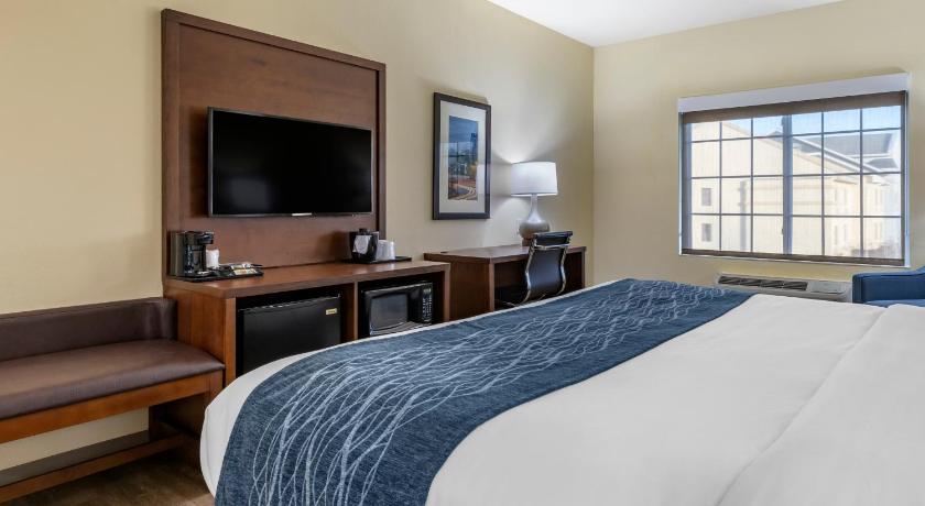 Comfort Inn & Suites High Point - Archdale