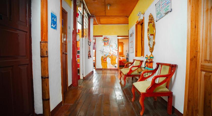 Colonial House Inn photo